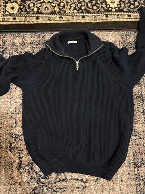 Zara Men's Black Ribbed Half-Zip Sweater with Gold Zipper
